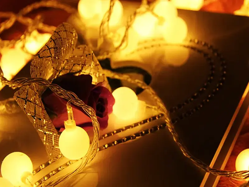 Battery operated string light